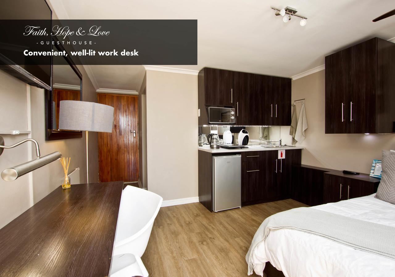 Faith, Hope & Love Self Catering 伊丽莎白港 外观 照片